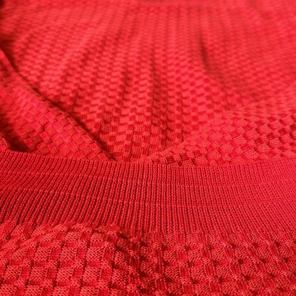 Tundra Canada Mercerized Cotton Lightweight Textured Sweater Red size Large - Picture 11 of 12